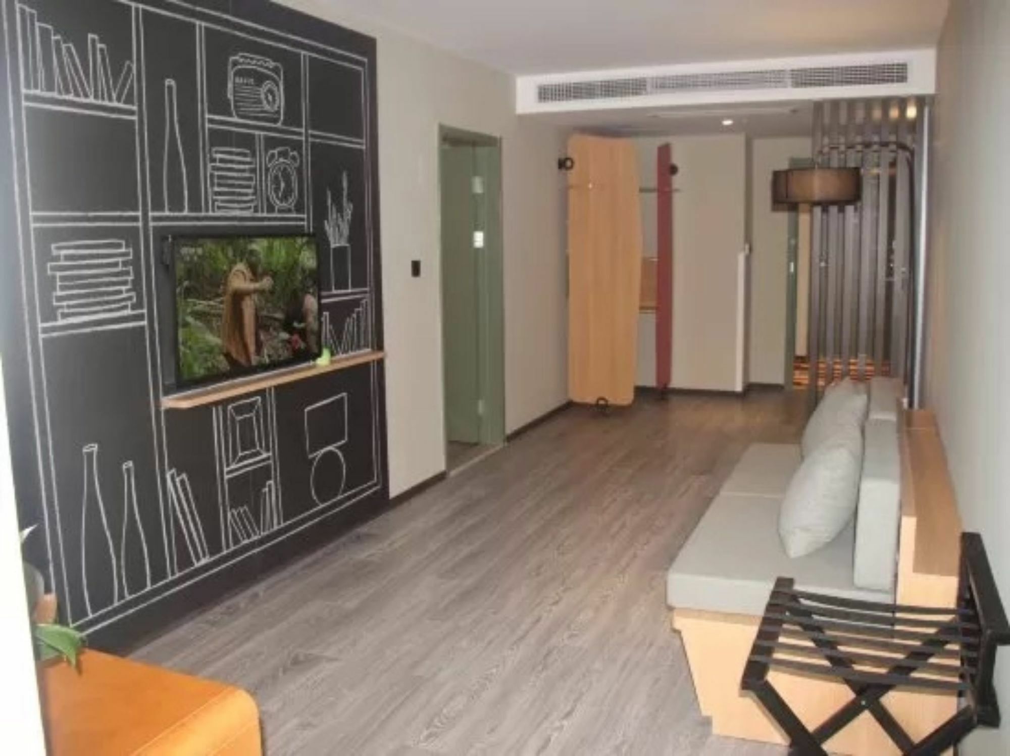 Ibis Dujiangyan Hotel Chengdu Extérieur photo