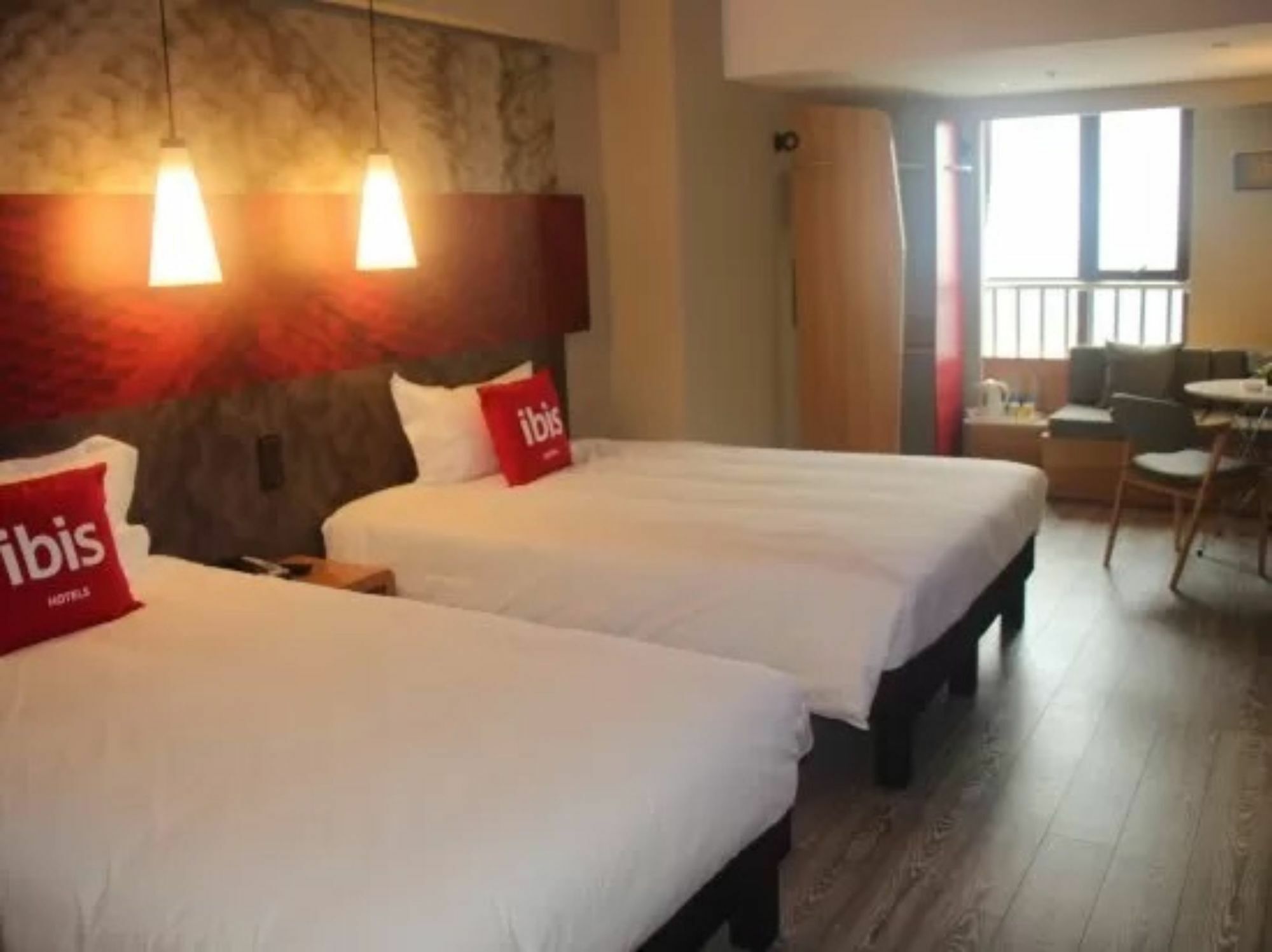 Ibis Dujiangyan Hotel Chengdu Extérieur photo